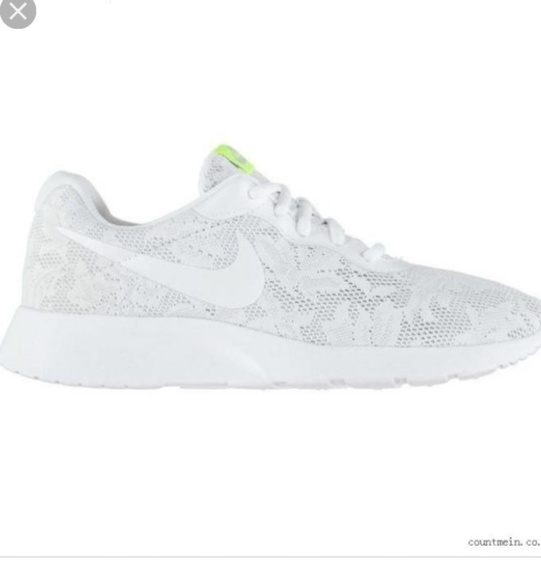 New Nike Tanjun Womens White - Picture 2 of 2